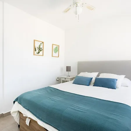 Home2book Comfy Seaside Cristimar, Pool 아파트 *