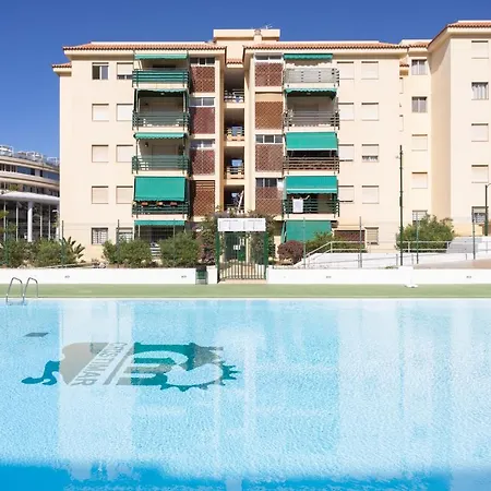 아파트 Home2book Comfy Seaside Cristimar, Pool