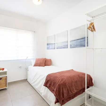 아파트 Home2book Comfy Seaside Cristimar, Pool 로스크리스티아노스