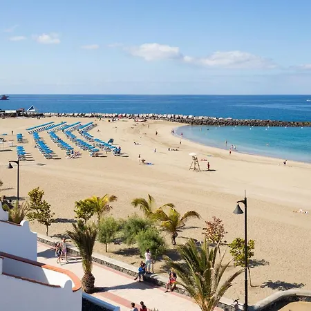Home2book Comfy Seaside Cristimar, Pool 로스크리스티아노스